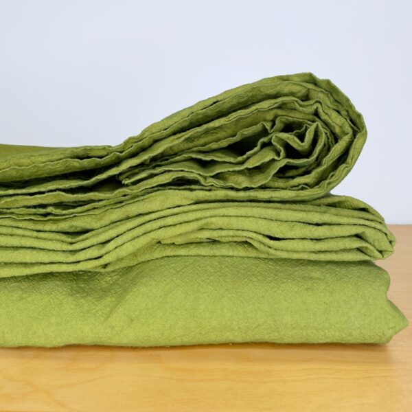 avocado flat sheet - queen