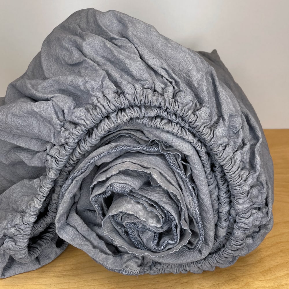 cloud fitted sheet - queen