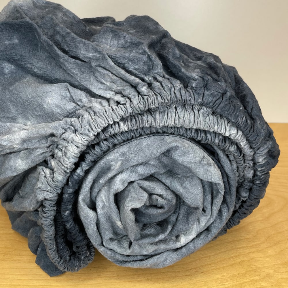 raven fitted sheet - single